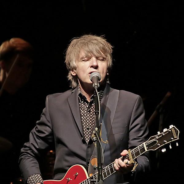 Don't dream it's over