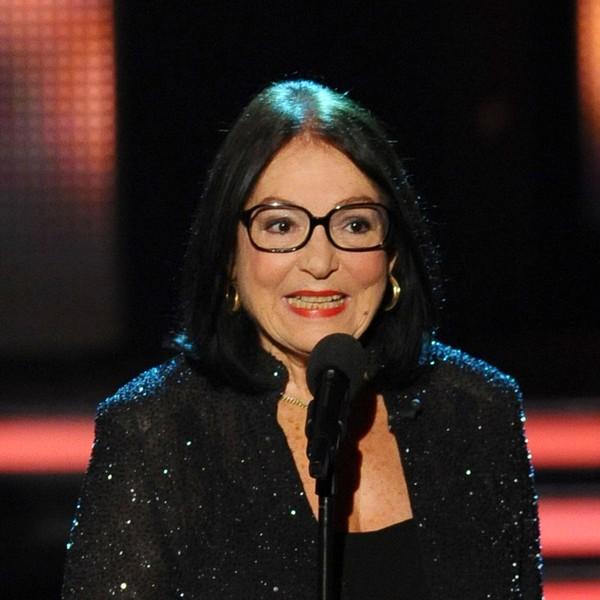 Hinter Einem Laecheln