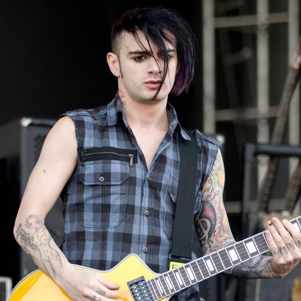 Footsteps (radio edit)