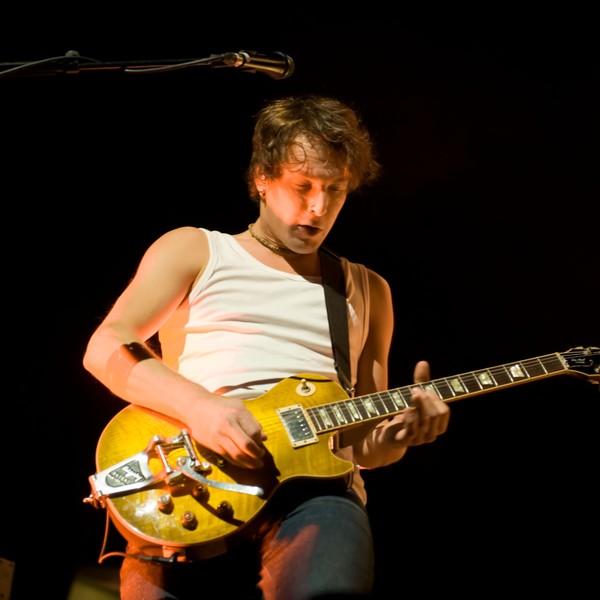 SOMEONE WITH A HEART OF GOLD