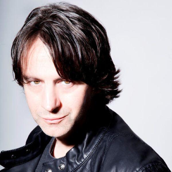 U Tvojim Ocima (Sto Je S Princezom Moje Vrele Mladosti)