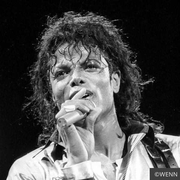 THE WAY YOU MAKE ME FEEL